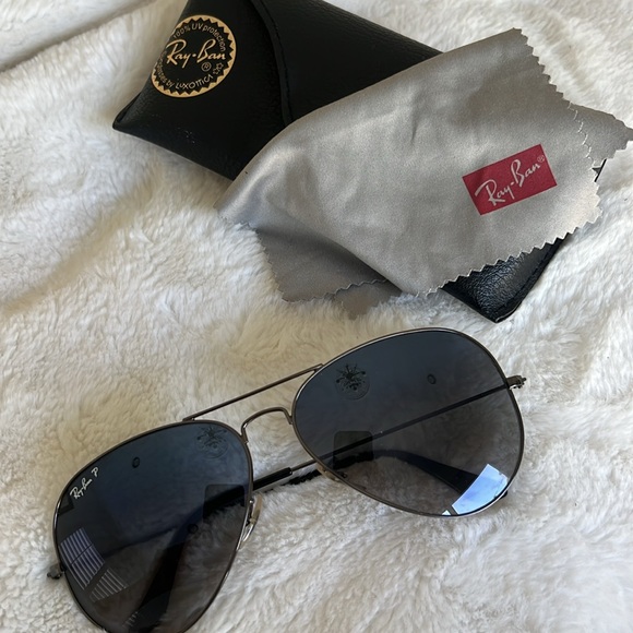 Light black reflective polarized Ray Ban Sunglasses - Picture 6 of 6